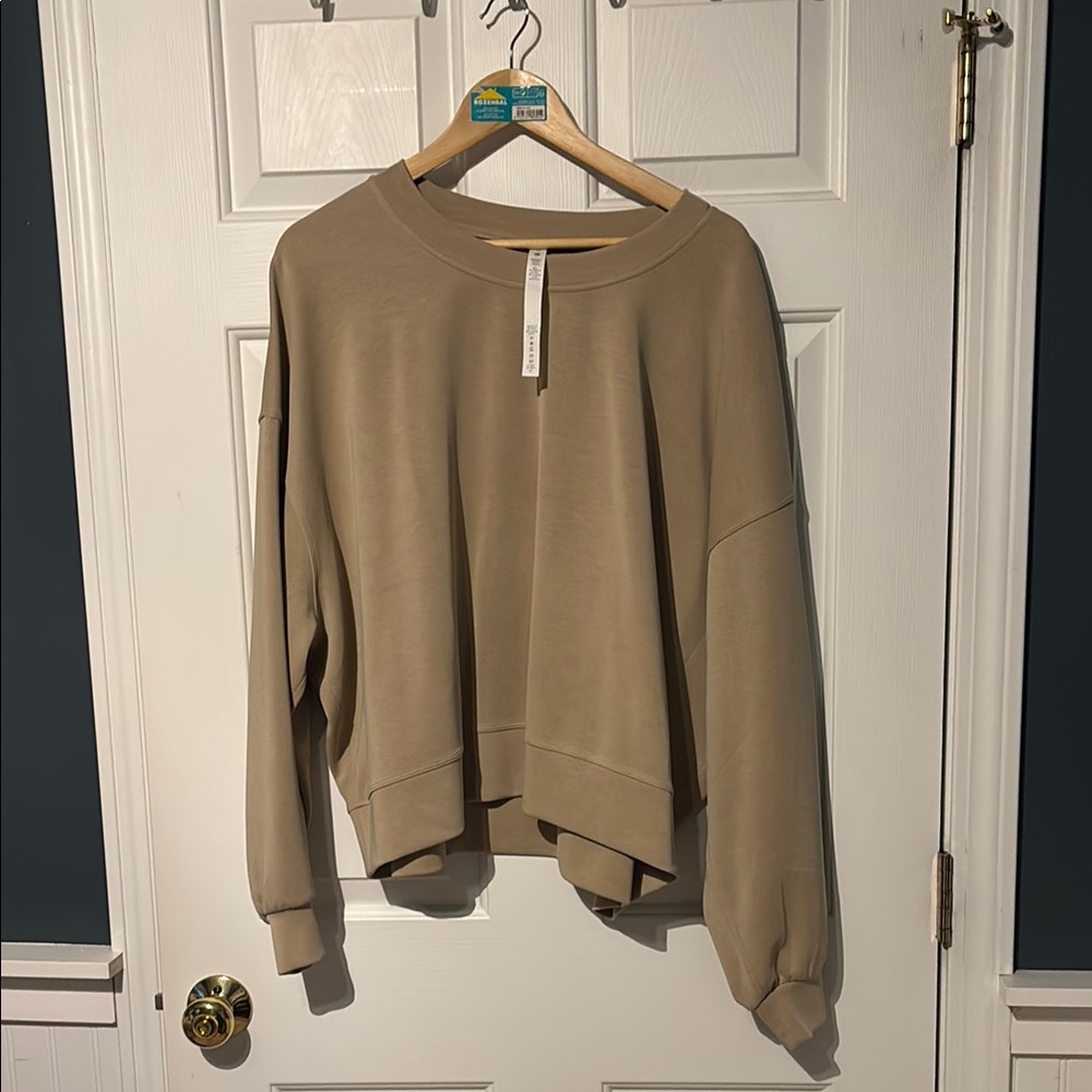 Lululemon Softstreme Perfectly Oversized Cropped Crew, Color- Trench Size- 20